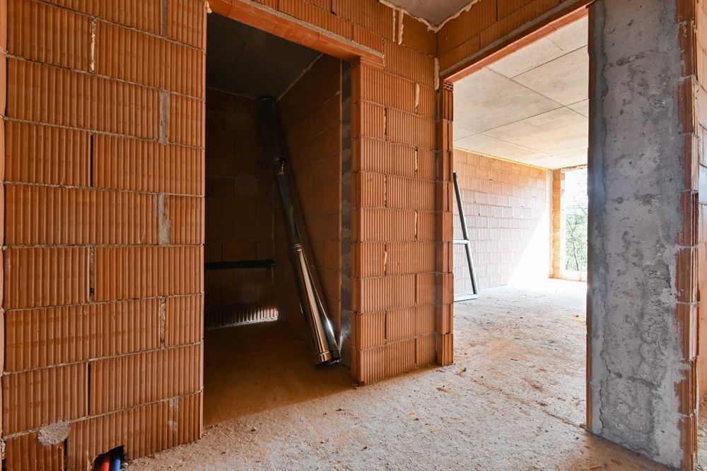 Продава се Двустаен апартамент в София, Малинова долина - 75 кв.м за 1974 €/кв.м - Снимка #2