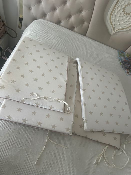 Детски матрак и обиколници