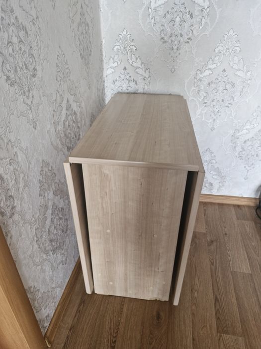 Продам Стол-книжка