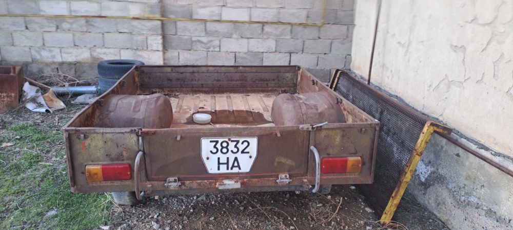 Автомобильный прицеп