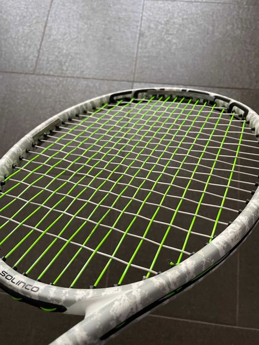 Solinco Whiteout V2 305 XTD (грип 4)