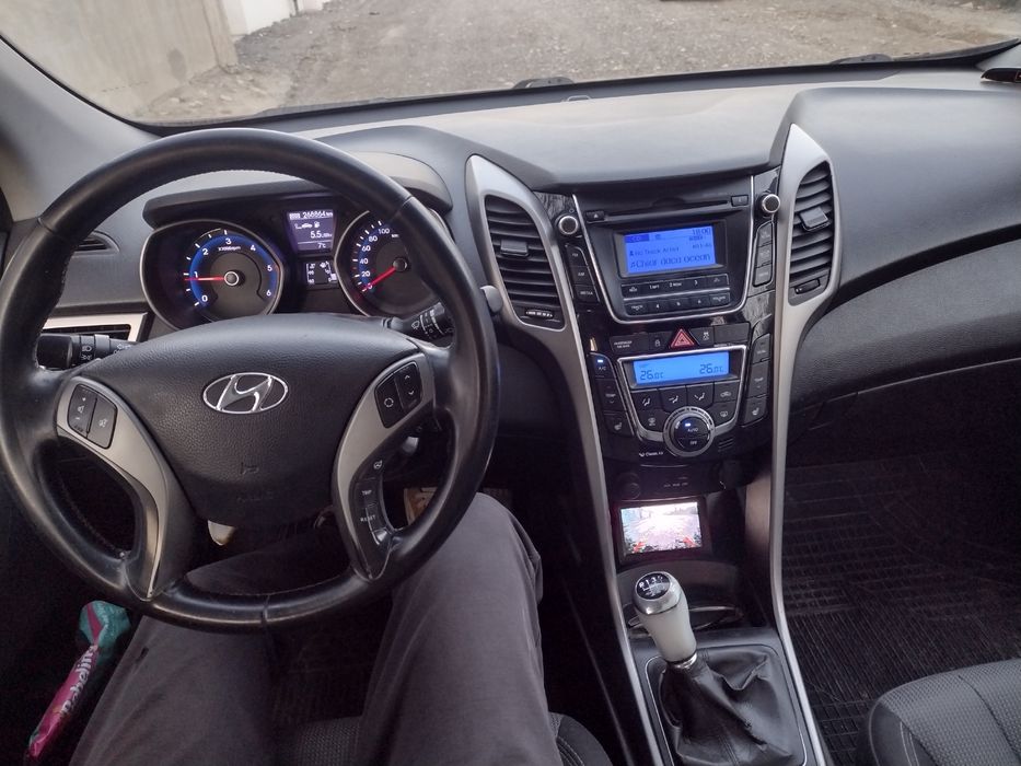 Vând Hyundai i30