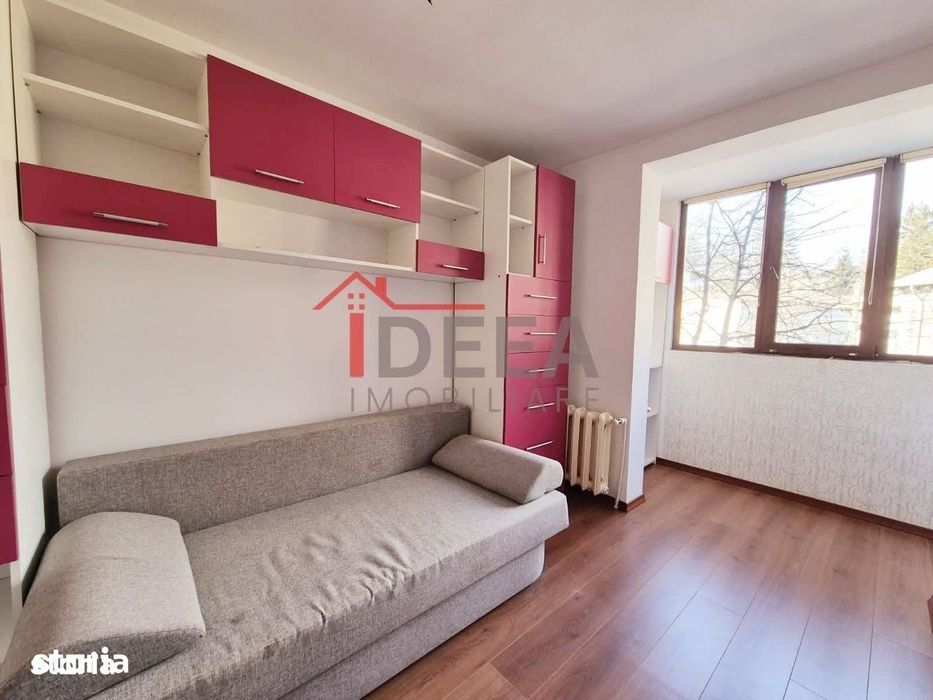Apartament cu 2 camere, decomandat, ultracentral, Piatra Neamt