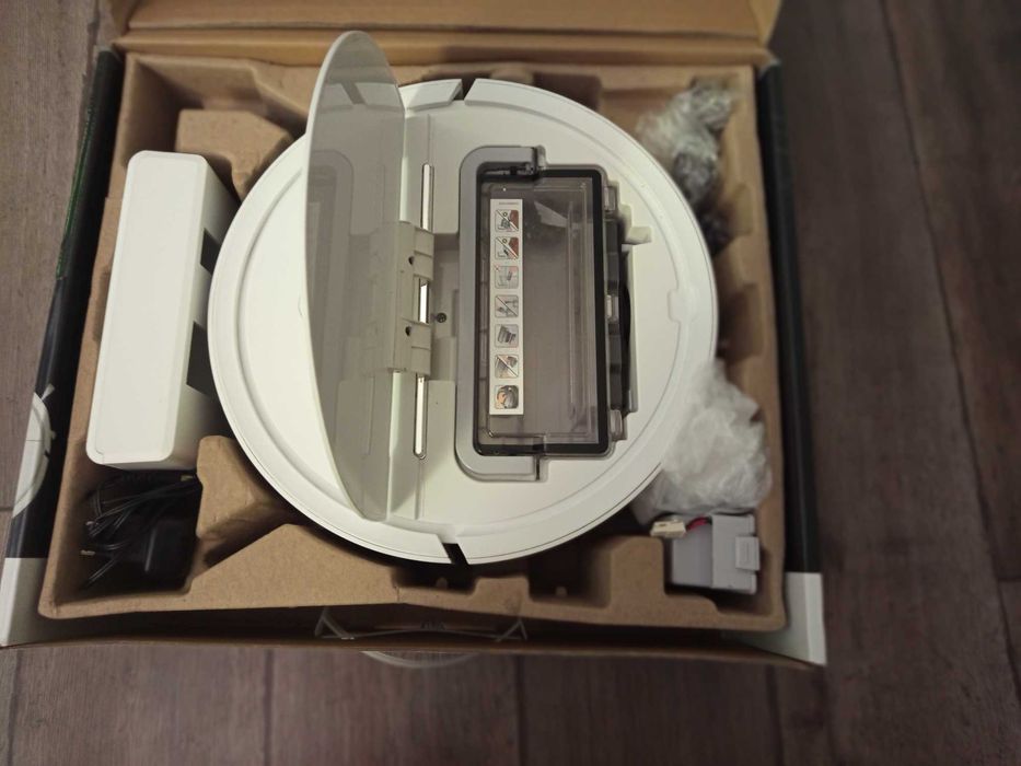 ROWENTA X-Plorer Serie 120 AI RR7877WH