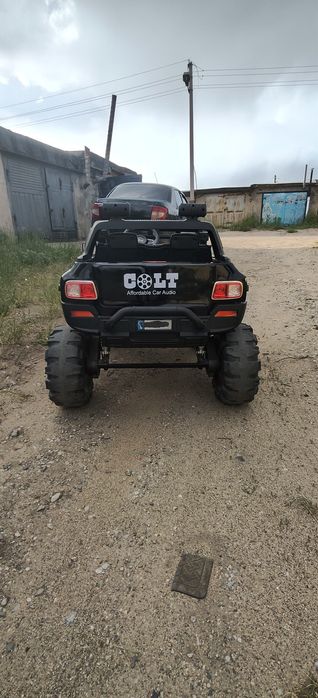 Детский электромобиль