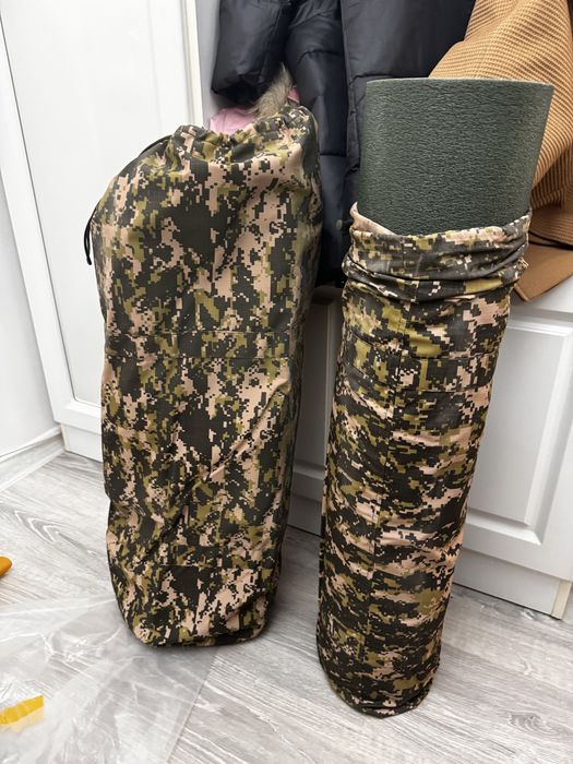 Продам каримат вещмещок