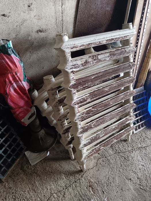 Продам Радиаторы чугунные б/у
