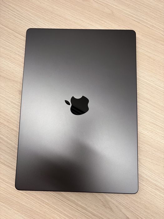 MacBook Pro 14" M3 Pro – 18GB RAM / 512GB – Като нов