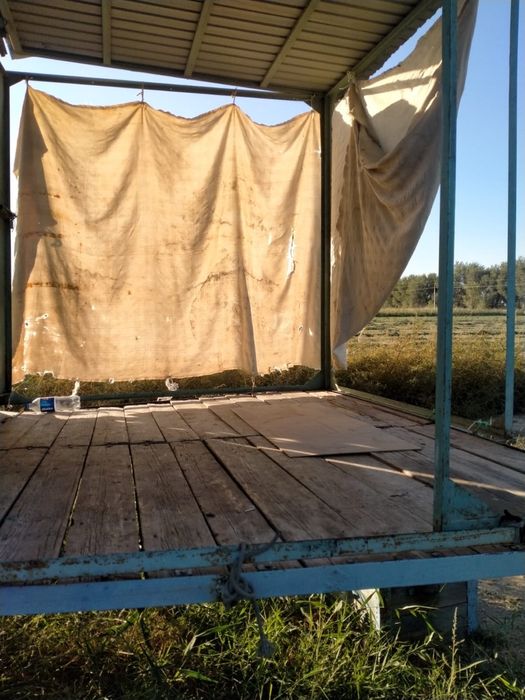 Прицеп пчеловодный