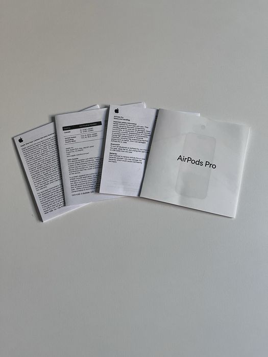 14 perechi AirPods Pro 2 Apple, generația a 2-a (2nd generation)