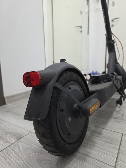 Trotineta electrică Xiaomi pro4, gen 2,  cu  factură.