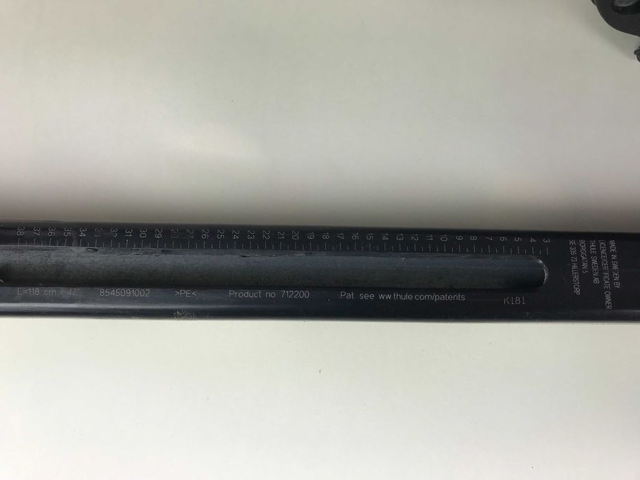 Set suport de ski si snowboard cu bare si prindere de masina