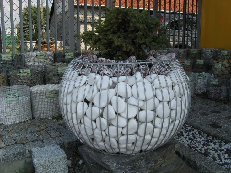 Вазон из галка камен