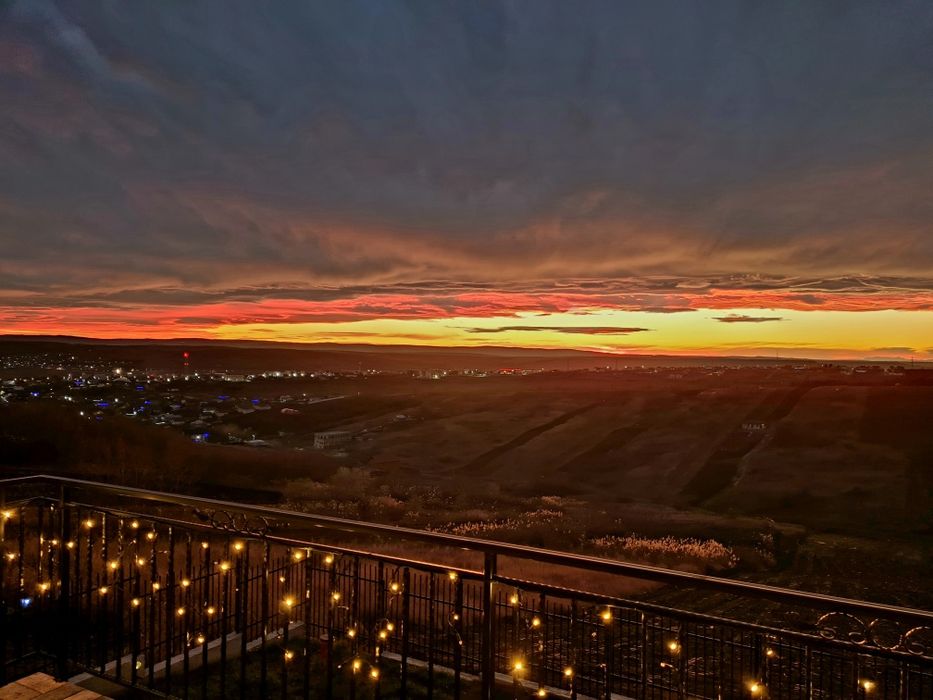 Casă în Valea Lupului / 4 camere / asfalt / garaj / magazie