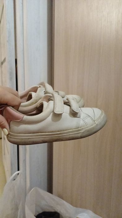 Продам детскую обувь всё вместе за 5 тыс.