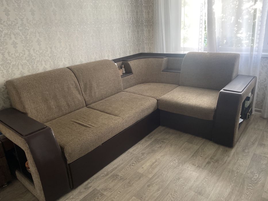 Продам угловой диван