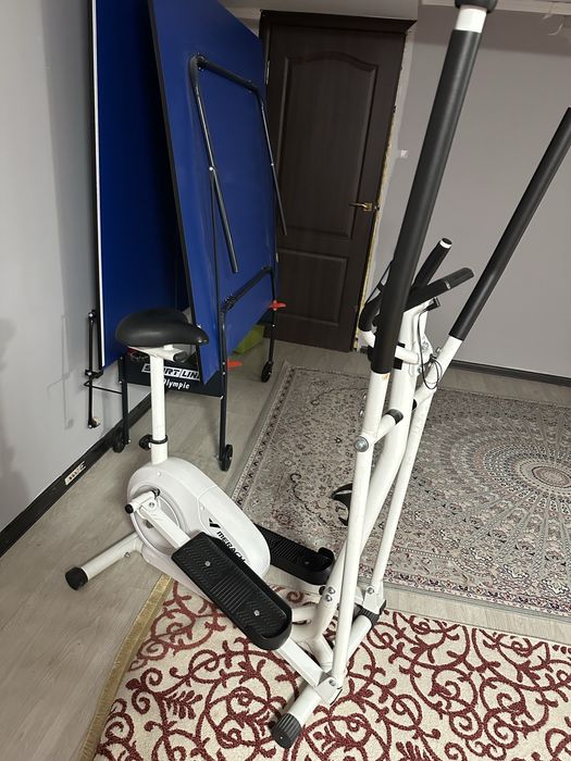 Эллиптический тренажер