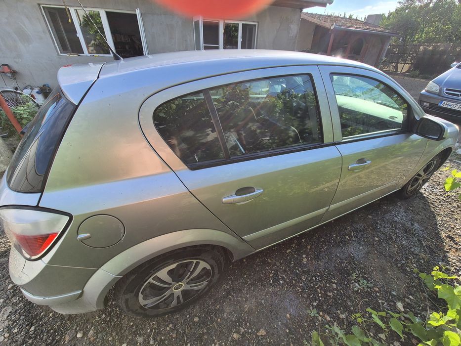 Opel astra H 2005