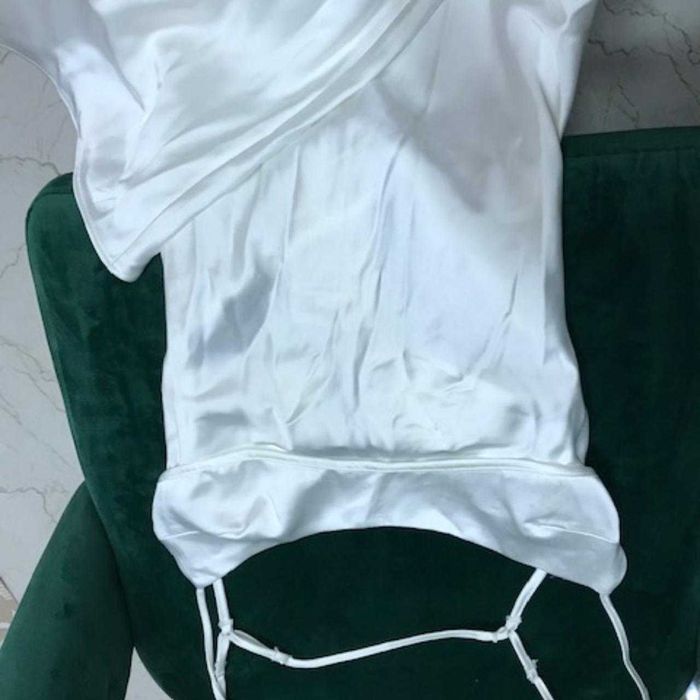 Zara rochie alba satin corset midi tiktok viral noua cut out spate gol