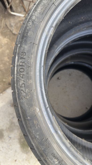 225/40/18 3 балон летний