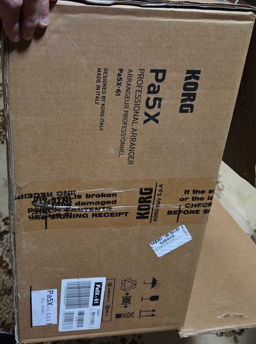 Продавам Korg Рa5X