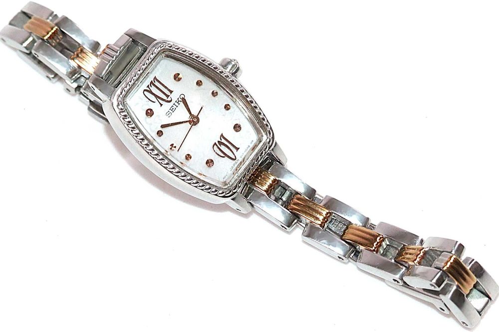 Ceas SEIKO V117, alimentare solara si cu baterie, inoxidabil, Made in Japan, NOU