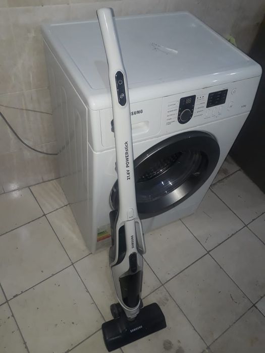 Продам недорого турбопылесос