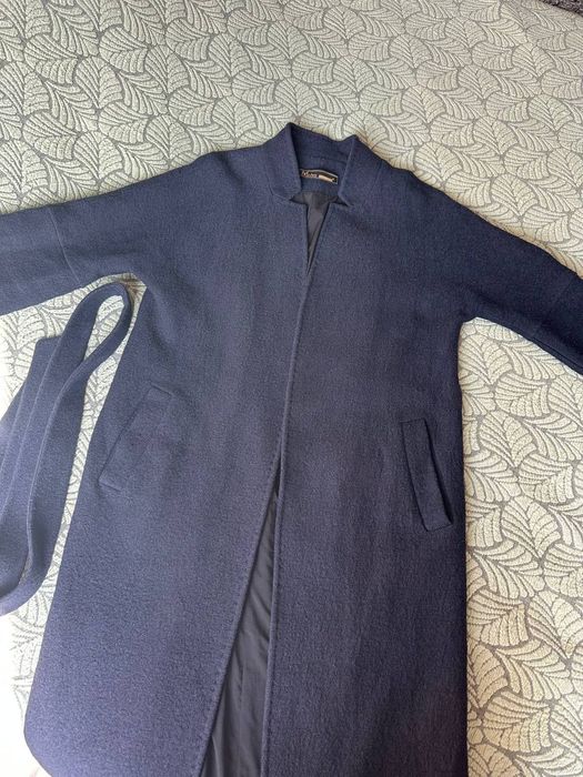 Продаётся пальто, осенне и весенне