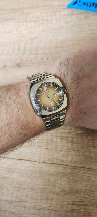 кварцов часовник, Rado