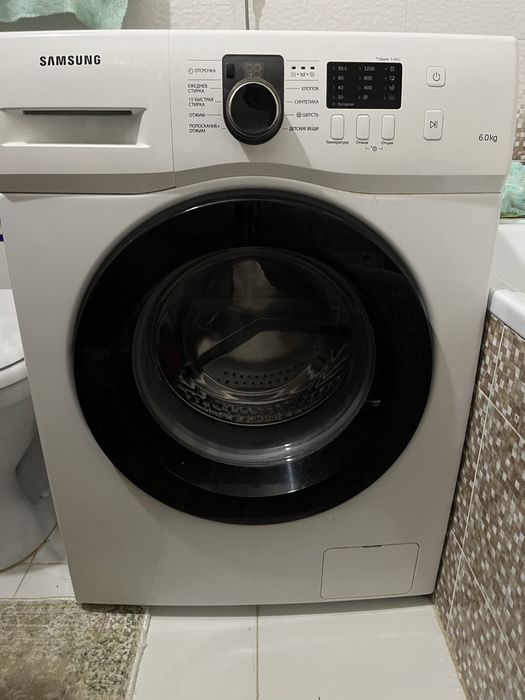 Продам автомат машинку 6 кг