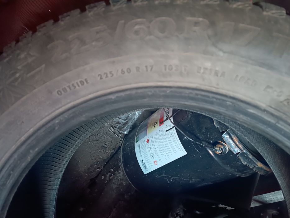 Продам резину нормальные
