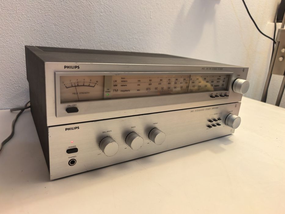 Amplificator Philips 302L si tuner 102L statie