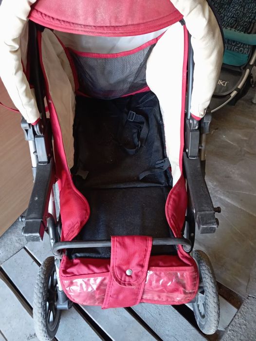 Продам коляску с переносной