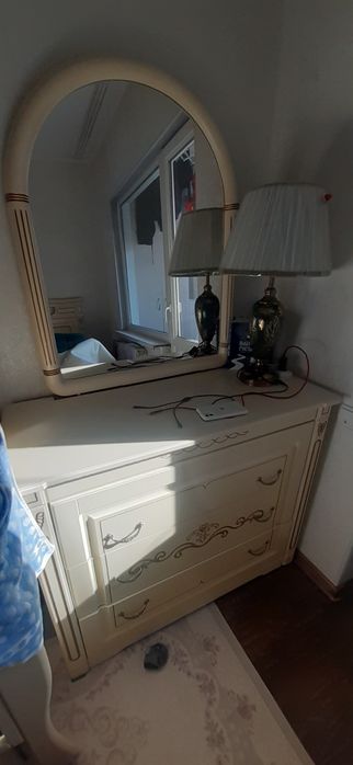 Спальный гарнитур