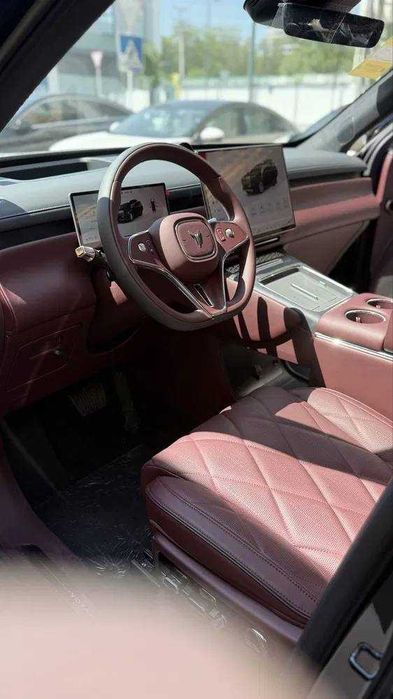VOYAH TAiSHAN 2026 Max PLUS позиция