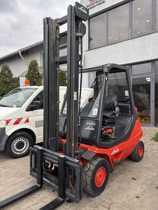 Stivuitor - Motostivuitor Linde H30D-351 An fabricație: 11/1999