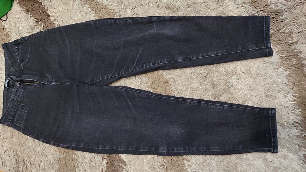 Продам стль бара по 500 пятьсот