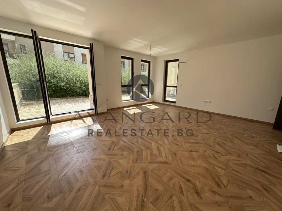 Продава се Двустаен апартамент в Пловдив, Кършияка - 140 кв.м за 965 €/кв.м - Снимка #2