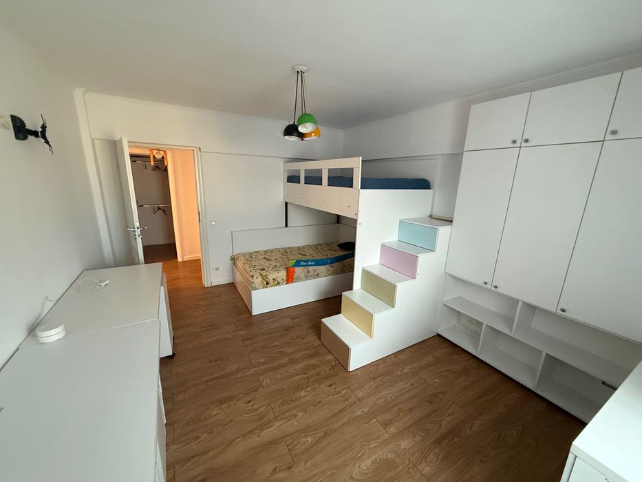 Inchiriere apartament duplex elegant - 4 camere