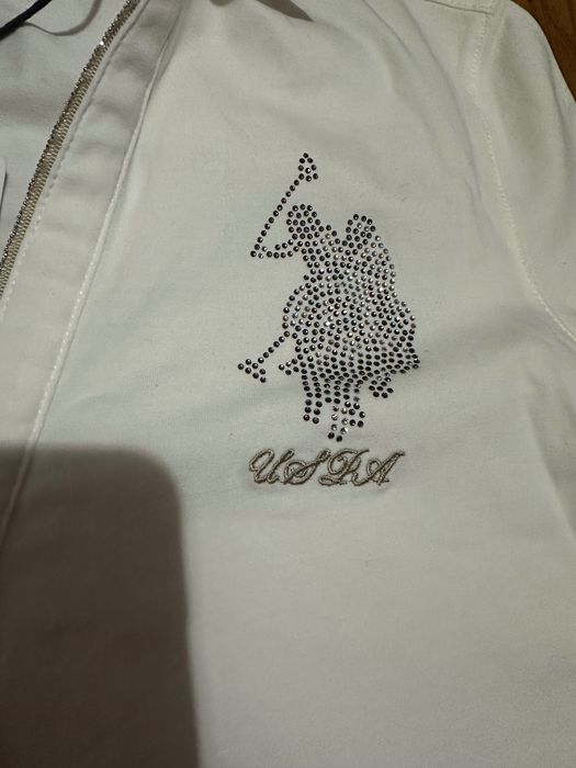 Tricou polo nou cu etichetă