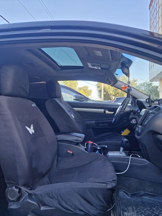 Kia ceed 2008 год