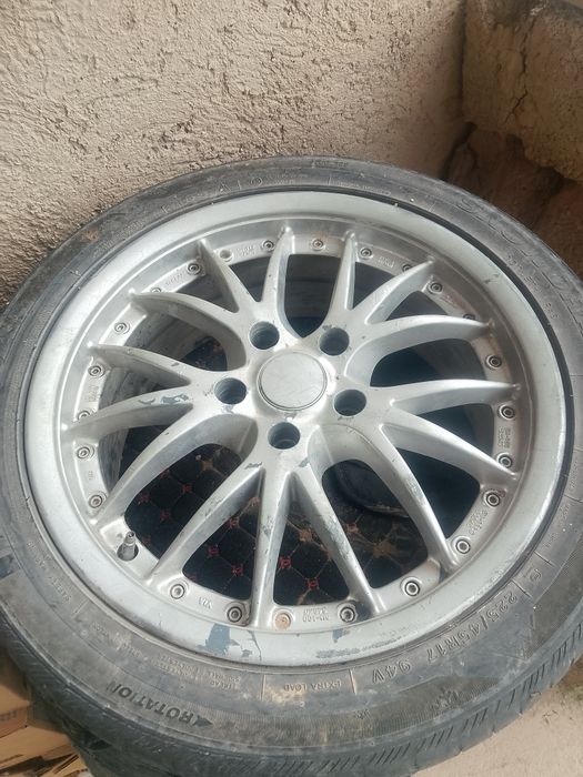 Продам комплект колес R17 универсальные диски (мультиболт)