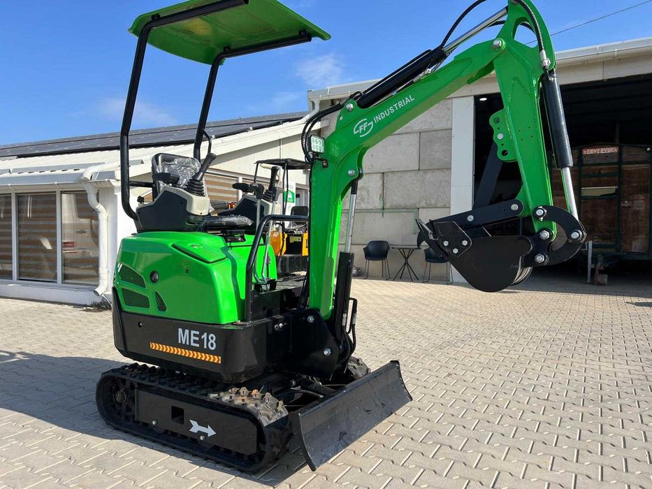 Мини багер FF Industrial – 11 к.с., 1 тон (Нов) + Видео