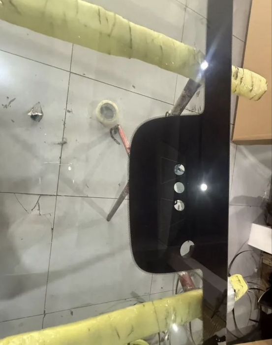 Лобовое стекло Zeekr 9X