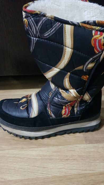 Женские сапоги дутики