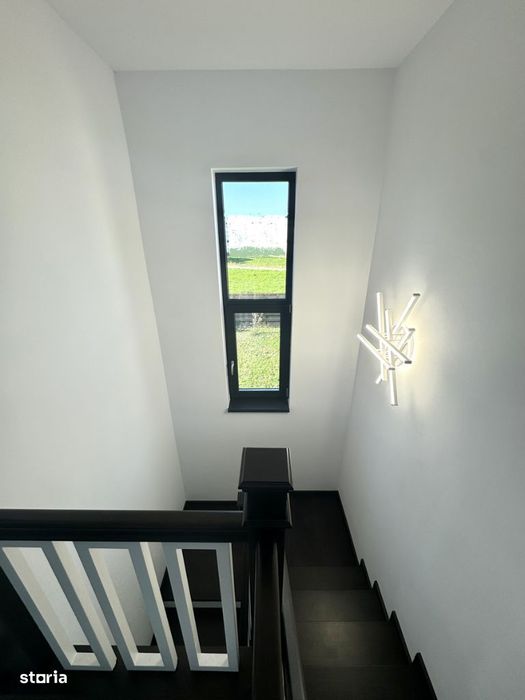 525 mp teren! PLACA si peste etaj! Incalz in pard!Vila 4 camere,Breazu