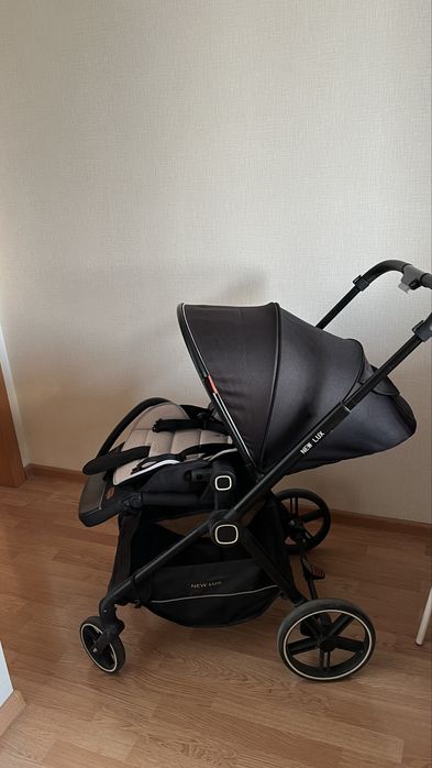 Продам коляску до 3-4 лет