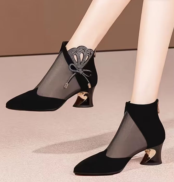 Женские туфли элегантные