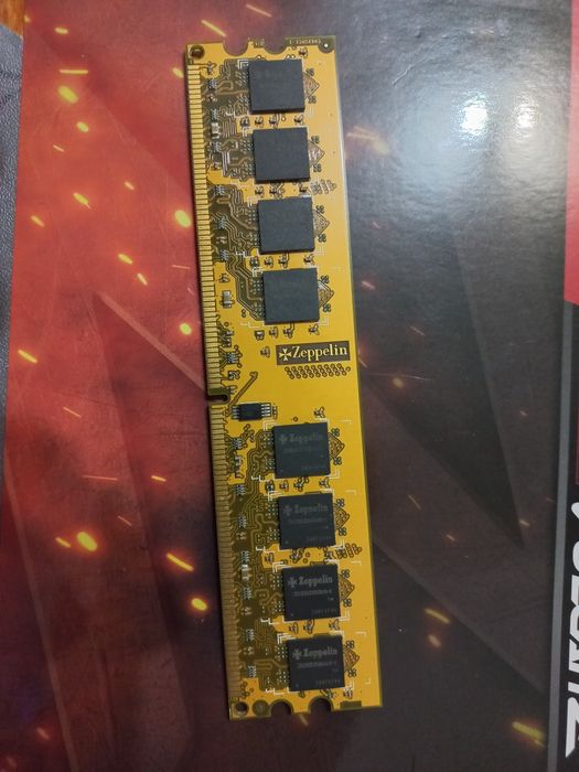 Оперативная память 4GB DDR4 2400 MHz + DDR3 2GB