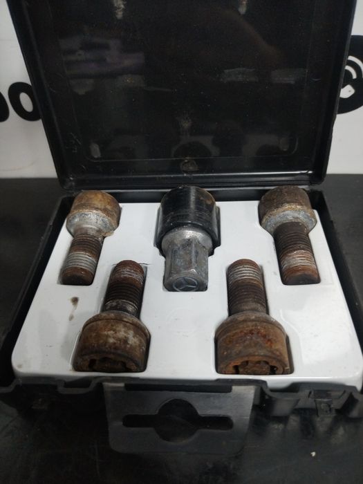 antifurt mercedes-benz e-class (2009->) [w212] 2.2 motorina 2012